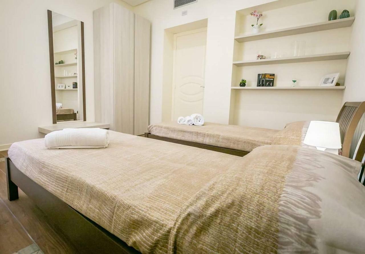 Le Suite Del Corso Cefalù Exteriör bild